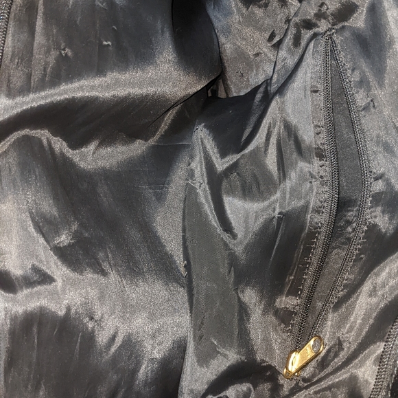 Steve Madden Purse. - Picture 3 of 5